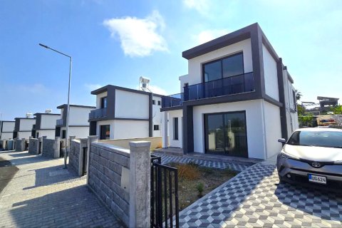 4+1 Villa  i Alsancak, Girne,  Nr. 214584 - 24