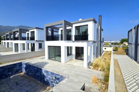 4+1 Villa  i Alsancak, Girne,  Nr. 214584 - 20