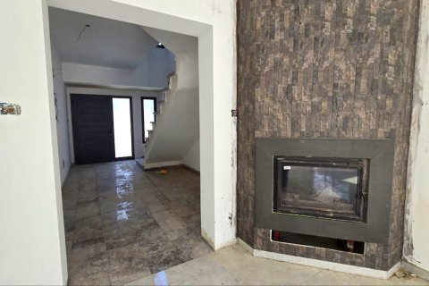 4+1 Villa  i Alsancak, Girne,  Nr. 214584 - 3