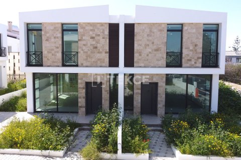 Вилла  3+1 в Гирне, Северный Кипр №223080