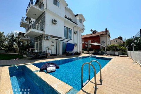 Villa 3+1 Fethiye, Muğla, Türkiye №233249 - 1