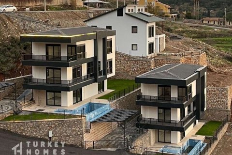 4+1 Villa i Alanya, Antalya, Turkiet Nr. 233248 - 2