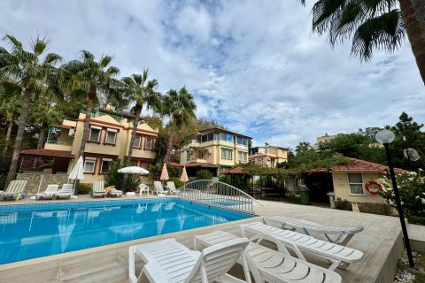 آپارتمان در  Konakli ، ترکیه 2 خوابه ، 135 متر مربع.  شماره 221888