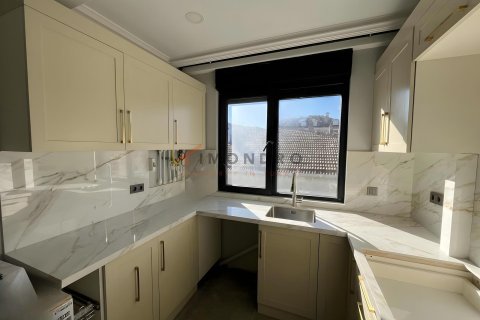 Продажа квартиры в Ускюдар, Стамбуле, Турция 4+1, 140м2, №237874 – фото 10