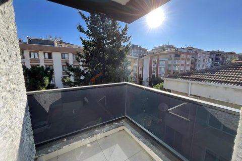 Продажа квартиры в Ускюдар, Стамбуле, Турция 4+1, 140м2, №237874 – фото 2