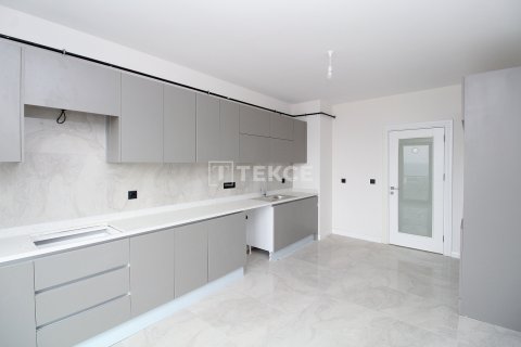 Продажа квартиры в Чинарджике, Ялове, Турция 1+1, 90м2, №214997 – фото 25