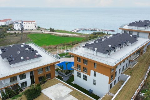 Продажа квартиры в Чинарджике, Ялове, Турция 2+1, 153м2, №214998 – фото 1