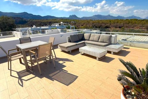 Аренда пентхауса  в Эсентепе, Гирне, Северный Кипр 2+1, 190м2, №213857 – фото 4