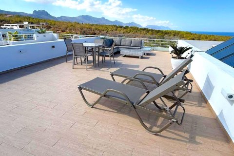 Аренда пентхауса  в Эсентепе, Гирне, Северный Кипр 2+1, 190м2, №213857 – фото 3