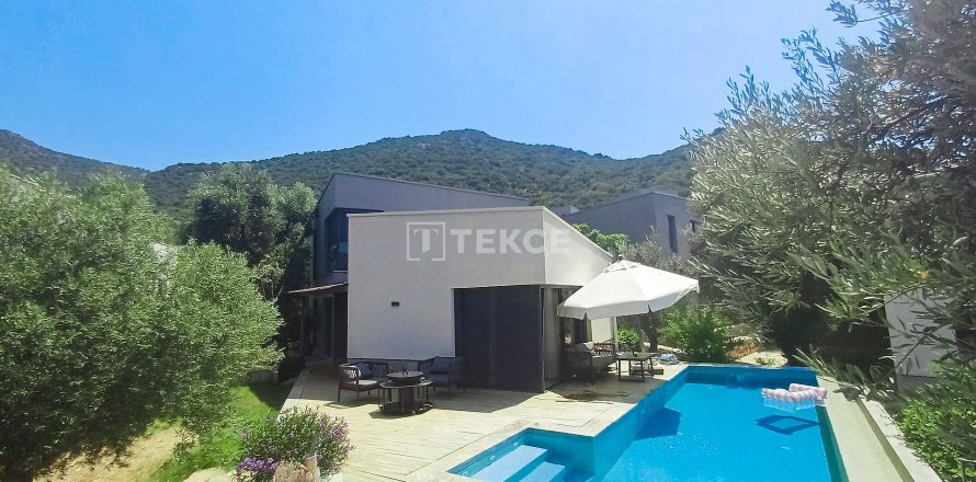5+1 Villa in Kas, Antalya, Turkey No. 232299
