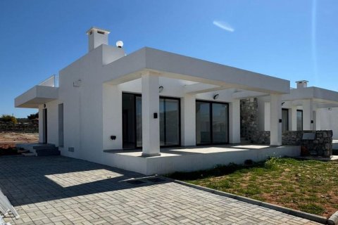 Продажа виллы  в Ени-Эренкое, Гюзельюрте, Северный Кипр 2+1, 160м2, №214692 – фото 1