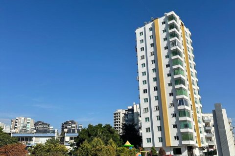 2+1 Penthouse in Mersin, Turkey No. 230055
