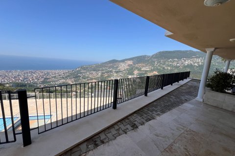 Продажа квартиры  в Аланье, Анталье, Турция 5 комн., 220м2, №224763 – фото 24