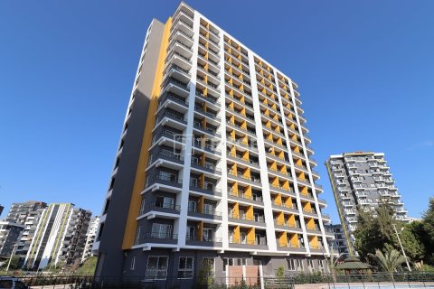 2+1 Apartment  in Mezitli, Mersin, Turkey No. 228594