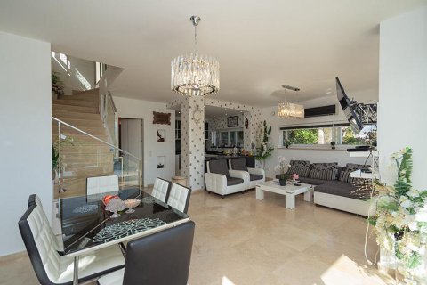 Villa for sale in Konakli, Antalya, Turkey, 3 bedrooms, 270m2, No. 228586 – photo 3