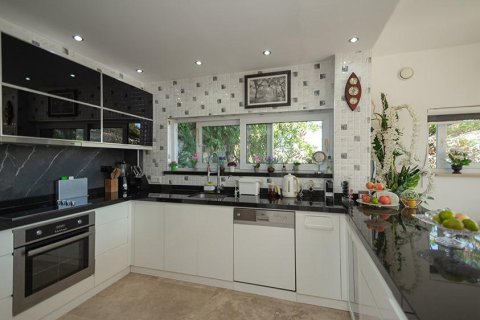Villa for sale in Konakli, Antalya, Turkey, 3 bedrooms, 270m2, No. 228586 – photo 13