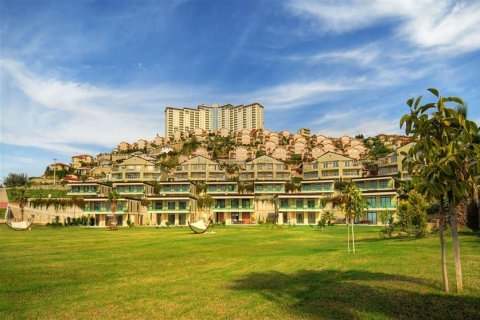 3+1 Villa  in Mahmutlar, Antalya, Turkey No. 230462