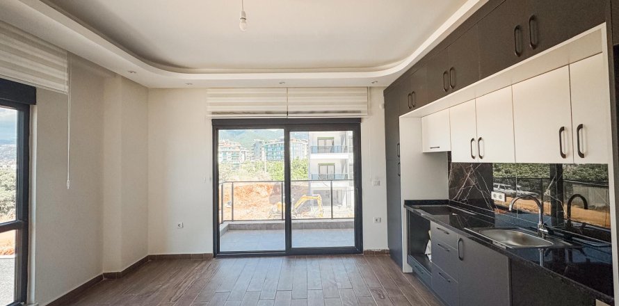 آپارتمان در  Oba ، ترکیه 2 خوابه ، 80 متر مربع.  شماره 218520