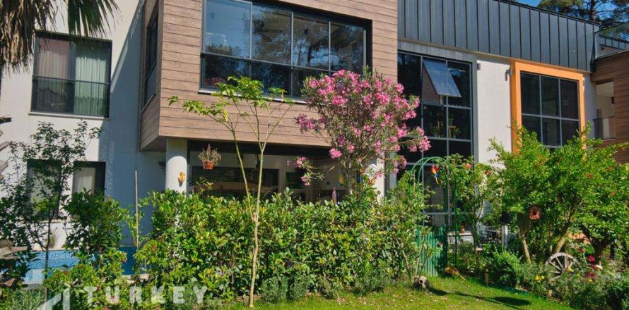 4+1 Villa  i Marmaris, Mugla, Tyrkiet Nr. 233581