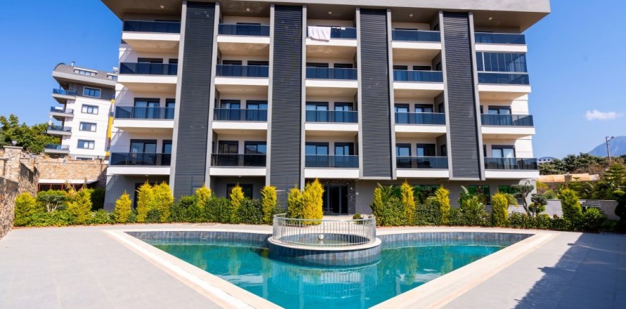 Квартира  2-х ком. в Оба, Анталья, Турция №94813