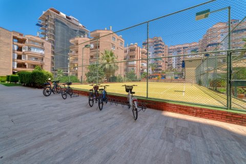 آپارتمان در  Mahmutlar ، ترکیه 2 خوابه ، 130 متر مربع.  شماره 222325 - 23