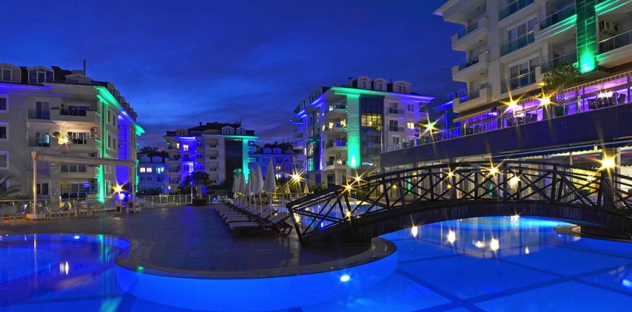 5+1 Lejlighed  i Oba, Antalya, Tyrkiet Nr. 222326