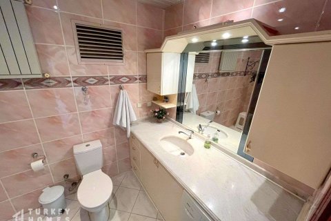 آپارتمان در  Alanya ، ترکیه 3 خوابه ، 170 متر مربع.  شماره 233642 - 16