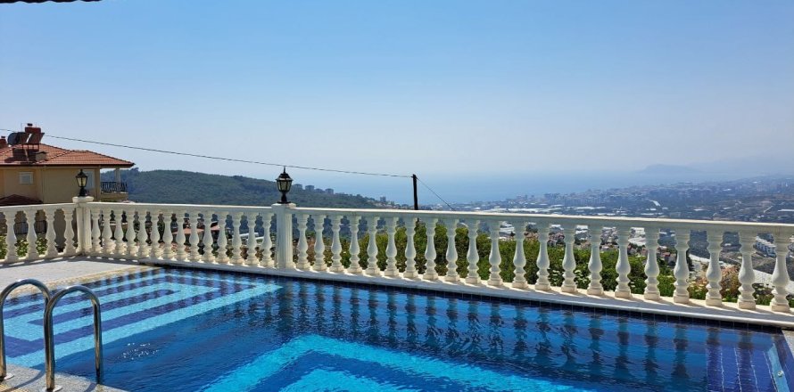 Daire  3+1  Alanya, Antalya, Türkiye №216896