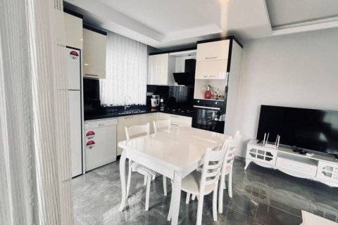 Lejlighed  i Mahmutlar, Antalya, Tyrkiet Nr. 221245