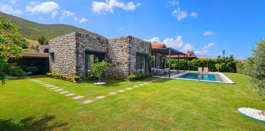 3+2 Villa  in Bodrum, Mugla, Türkei Nr. 215938