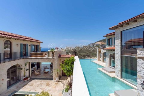 5+1 Villa  in Kalkan, Antalya, Türkei Nr. 215941 - 2