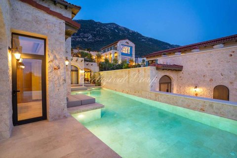 5+1 Villa  in Kalkan, Antalya, Türkei Nr. 215941 - 14