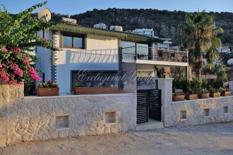 2+1 Villa  in Kalkan, Antalya, Türkei Nr. 215942 - 4