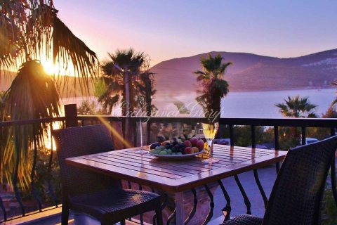 2+1 Villa  i Kalkan, Antalya, Tyrkiet Nr. 215942