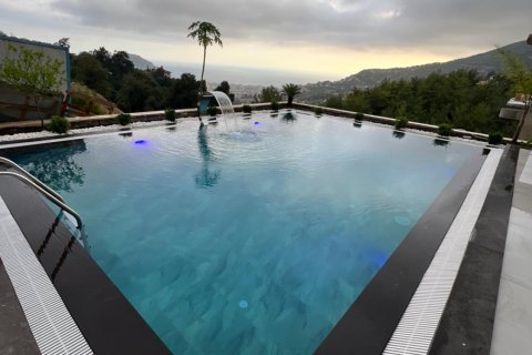 ویلا در  Alanya ، ترکیه 7 خوابه ، 360 متر مربع.  شماره 217321 - 20