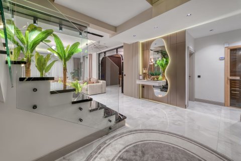 ویلا در  Alanya ، ترکیه 4 خوابه ، 300 متر مربع.  شماره 217323 - 14