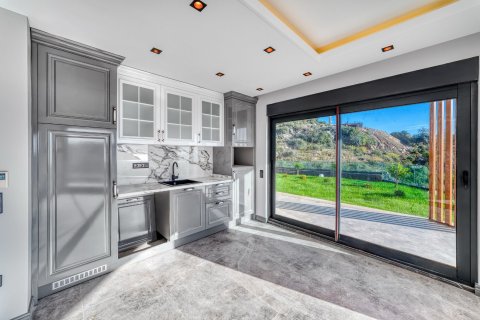 ویلا در  Cikcilli ، ترکیه 6 خوابه ، 535 متر مربع.  شماره 217320 - 14