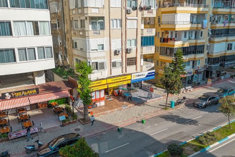 ملک تجاری در  Mahmutlar ، ترکیه 15 متر مربع.  شماره 217324 - 5