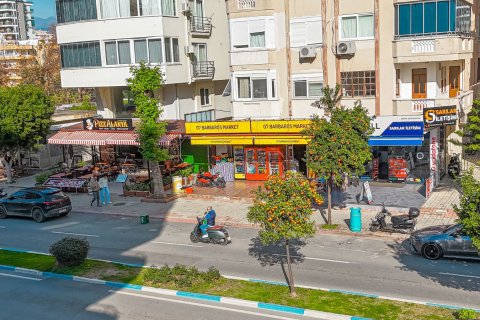 ملک تجاری در  Mahmutlar ، ترکیه 15 متر مربع.  شماره 217324 - 3