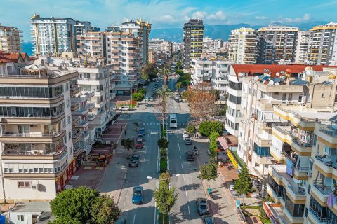 ملک تجاری در  Mahmutlar ، ترکیه 15 متر مربع.  شماره 217324 - 4