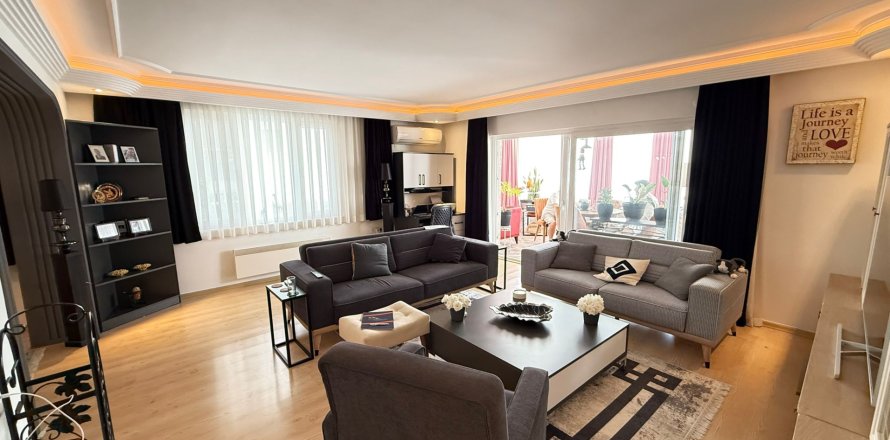 Квартира  1+1 в Махмутларе, Анталья, Турция №218790