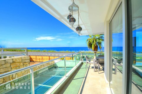 2+1 Lägenhet i Alanya, Antalya, Turkiet Nr. 233726 - 12
