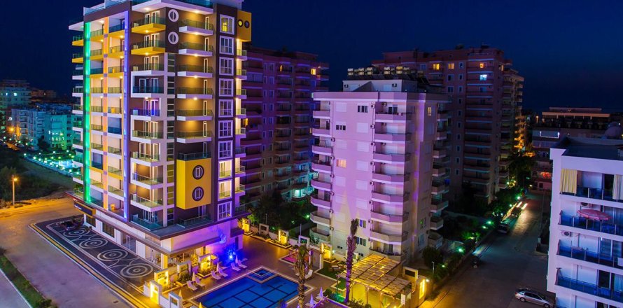 1+1 Leilighet  i Mahmutlar, Antalya, Tyrkia Nr. 217388