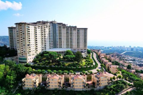 2+1 Apartment  in Antalya, Turkey No. 222763