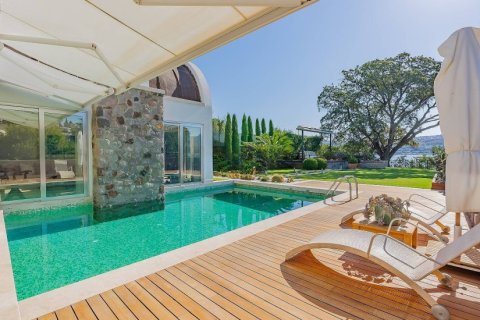 5+1 Villa  i Bodrum, Mugla, Tyrkiet Nr. 222762 - 4