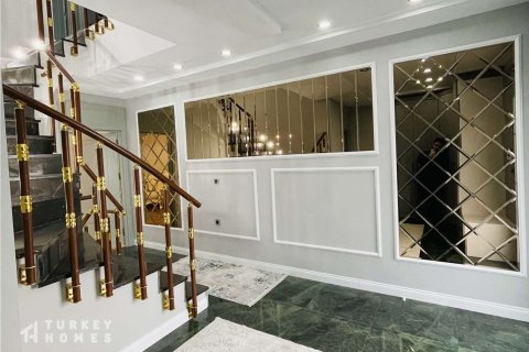 Villa for sale in Istanbul, Turkey, 6 bedrooms, 423m2, No. 233768 – photo 4