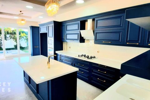 Villa 5+1 Antalya, Türkiye №233770 - 9