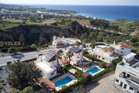 3+1 Villa  i Bahceli, Girne,  Nr. 222456 - 2