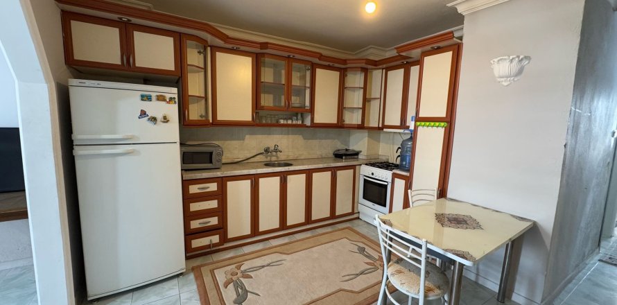 2+1 Leilighet  i Mahmutlar, Antalya, Tyrkia Nr. 216192