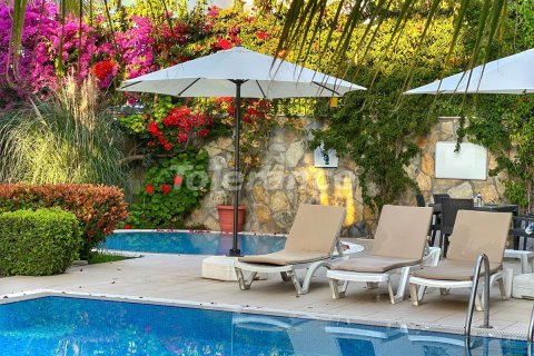 آپارتمان در  Kemer ، ترکیه 2 خوابه ، 155 متر مربع.  شماره 221640 - 3